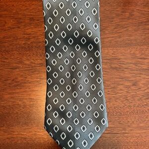 Grey tie from Jos. A. Bank Executive Collection.